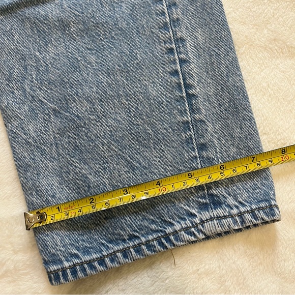 American Eagle Denim Mom Jeans - Picture 8 of 16